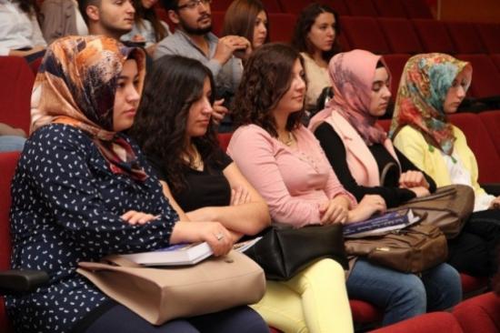 Paü'de Yaşlılık Paneli Düzenlendi