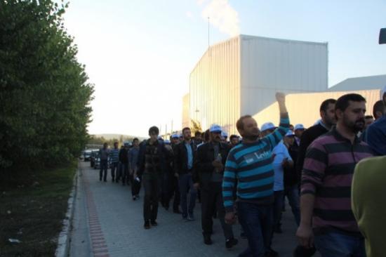 İşçileri İşten Çıkartılan Arkadaşları İçin Eylem Yaptılar