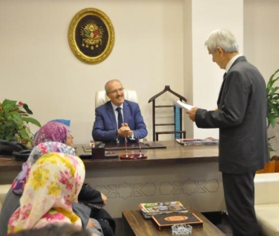 (özel Haber) Eylemci Ailelere Başkan'dan Destek Sözü