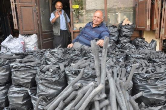 Kurban Bayramı Öncesi Kömür Satıcılarının Yüzü Gülüyor