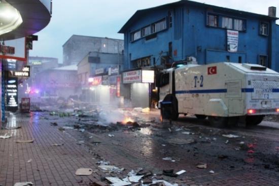 Van'daki Olaylar Vatandaşa Bayram Alışverişi Yaptırtmadı