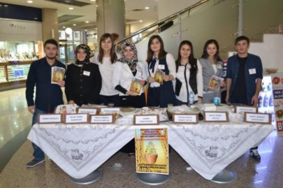 Üniversiteli Öğrencilerden Bayat Ekmek Projesi