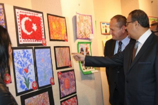 ''resimlerimde Engel Yok'' Sergisi Açıldı