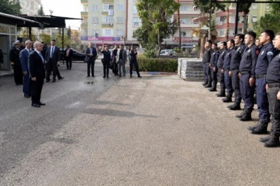 Vali Çakacak'tan Çevik Kuvvet Şube Müdürlüğü'ne Ziyaret