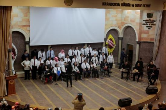 Özel İnsanlar Özel Günde Hünerlerini Sergilediler