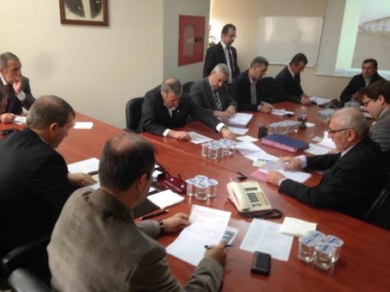 Büyükşehir İşyerlerinin İhalesini Gerçekleştirdi