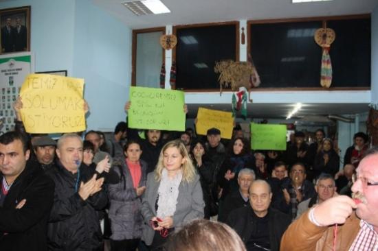 Çed Toplantısında Kavga