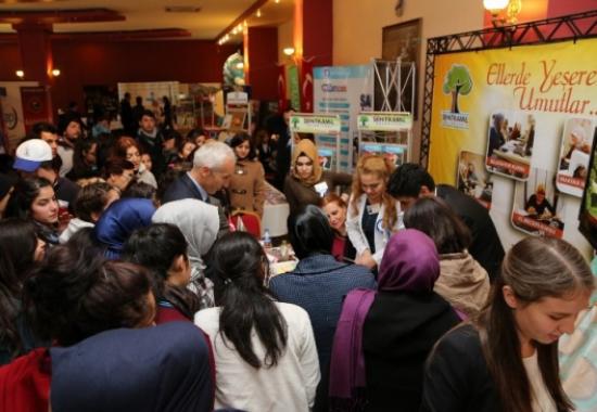 Şehitkamil Standına Yoğun İlgi