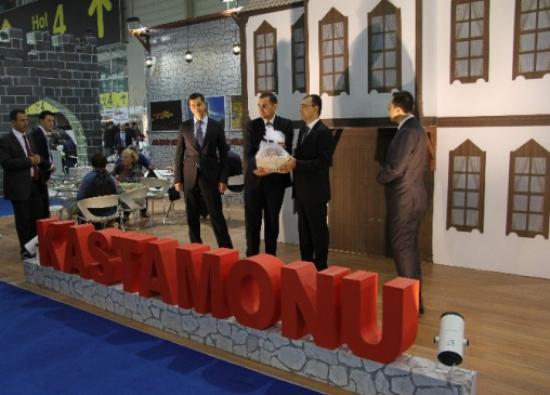 Kastamonu Belediyesi İzmir'de Fuara Katıldı