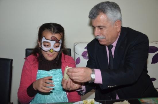 Yetim Ve Engelli Çocuklara Hem Yardım Hem Eğlence