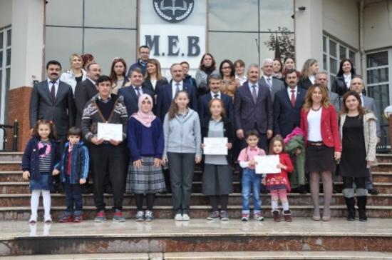 Ege Bölgesi'nde Obez Çocuk Oranı Daha Yüksek