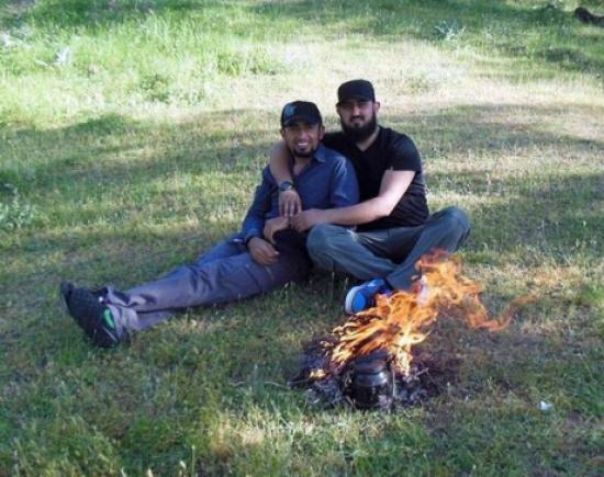 Kutsal Değerlere Küfretti Öldürüldü