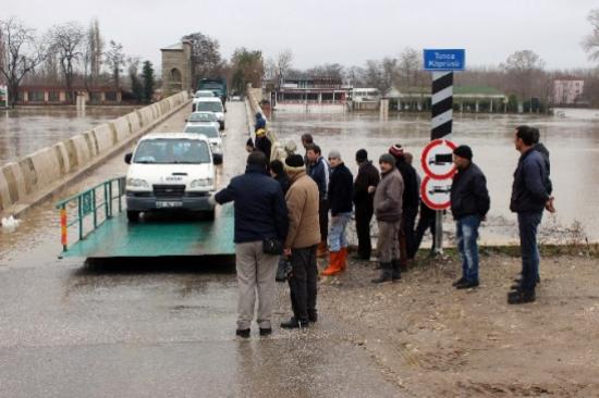 Tunca Köprüsüne Platform Kuruldu