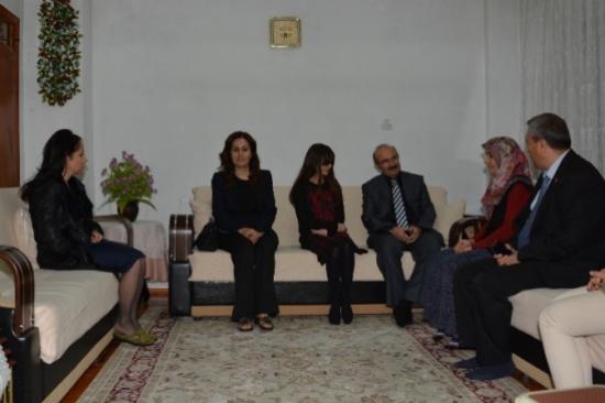 Vali Kürklü Engelli Vatandaşları Evlerinde Ziyaret Etti