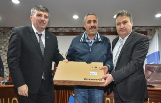 Önce Sertifikalarını Aldılar Sonra Bilgisayarlarını