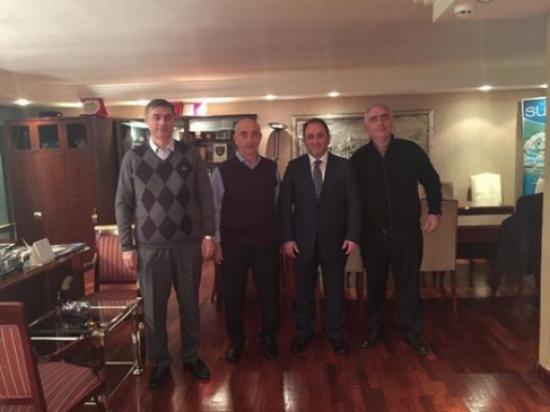 Milletvekili Adayı Demir'e Aslan Ailesinden Destek