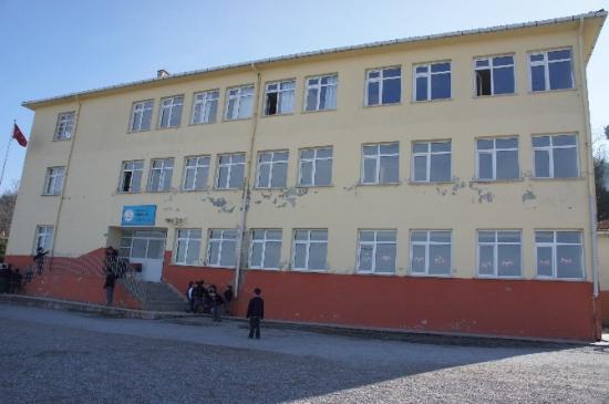 Hüseyin Avni İlkokulu'na Ek Bina Yapılacak