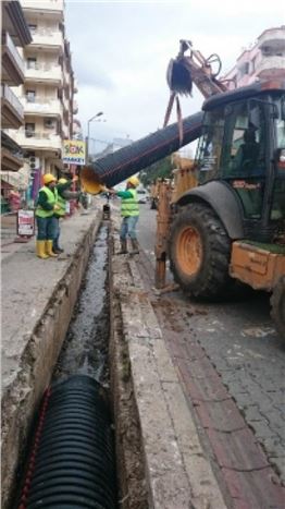 Yağmur Drenajları Yenileniyor