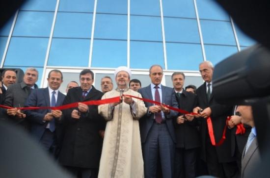 Kalkınma Bakanı Cevdet Yılmaz Ve Diyanet İşleri Başkanı Görmez Bingöl'de