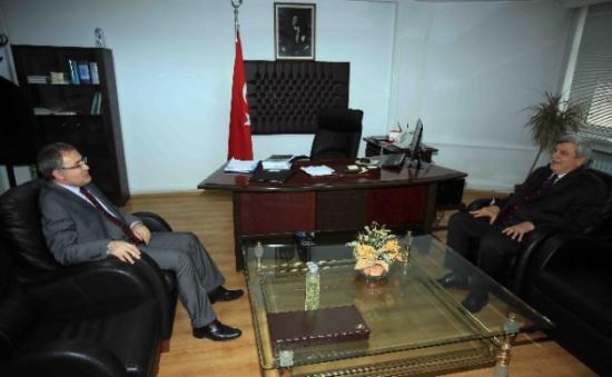 Karaosmanoğlu'dan Vali Yardımcılarına Ziyaret