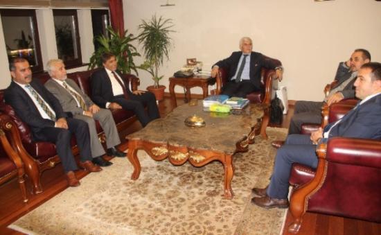 Çelik- İş Sendikası Genel Başkanı Cengiz Gül'den Vali'ye Ziyaret