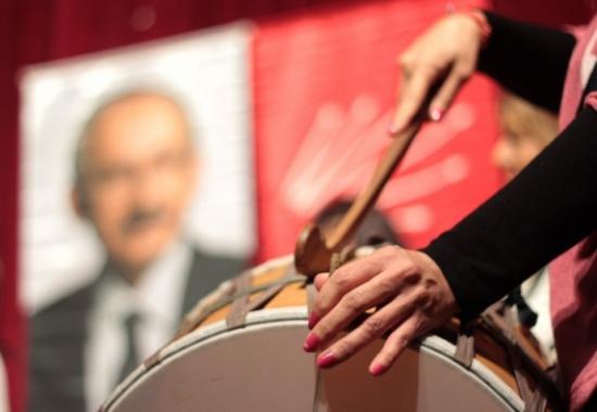 Kadınlar Hünerlerini Bu Kez Davulda Gösterdi