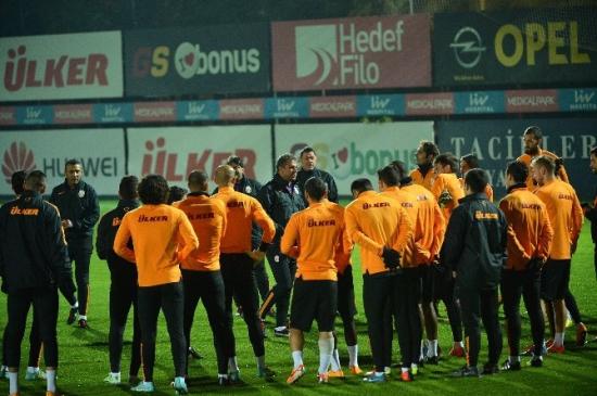 Galatasaray Akhisar Belediyespor Maçı Hazırlıklarını Tammaladı