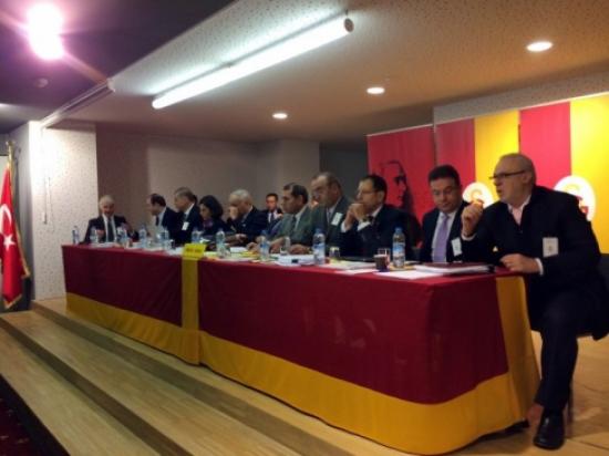 Galatasaray'da Olağanüstü Genel Kurul Yapılıyor