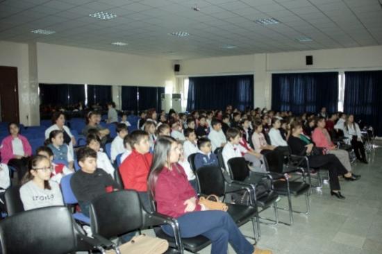 Gkv'lilerden İletişim Engel Tanımaz Projesi