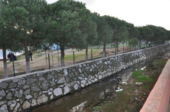 Dere Kenarına Çitli Önlem