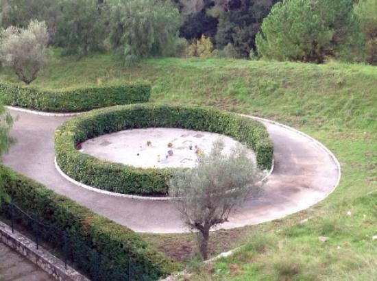 Osmanlı Şehzadesinin Kemikleri 200 Euro İçin Çukura Atıldı