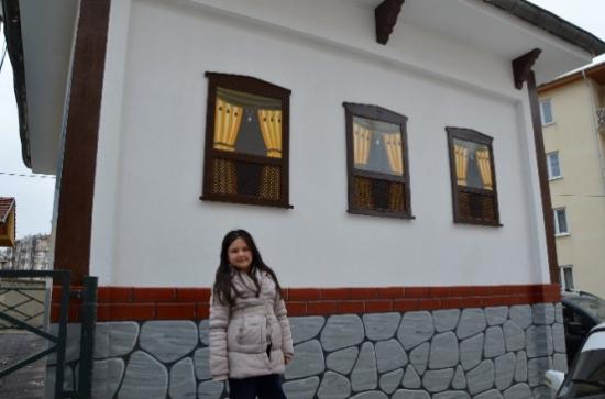 Bozüyük'te Trafolar Boyanarak Güzelleştirildi