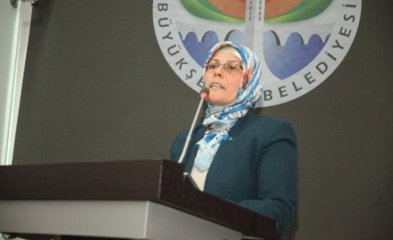 Meclisin Tek Kadın Üyesinden Yalnızlık Sitemi