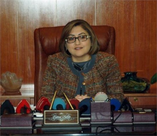 Büyükşehir Belediye Başkanı Fatma Şahin'den Meydan Müjdesi