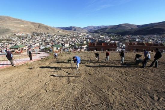 Park Ve Bahçe Çalışmaları Hız Kesmiyor