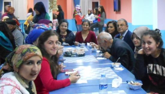 Öğrencilerden Anlamlı Aşure Etkinliği