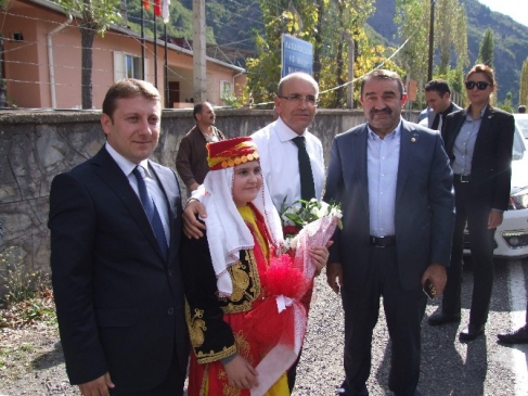Bakan Şimşek Artvin'de