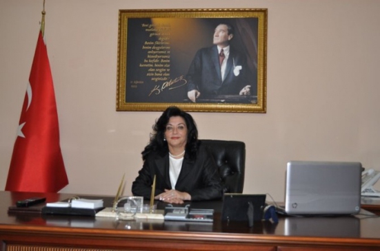 Kırklareli Valisi Civelek ''Bütün İnsanlığın Barış Ve Huzur İçinde Yaşadığı Beslenme Ve Barınma Sorununun Olmadığı Bir Dünya Dileğiyle. Dünya Gıda Günü'nüz Kutlu Olsun''