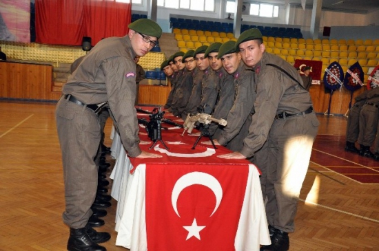 175 Kısa Dönem Asker Yemin Etti