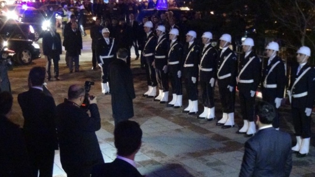 Başbakan Davutoğlu Kırklareli Valiliğini Ziyaret Etti