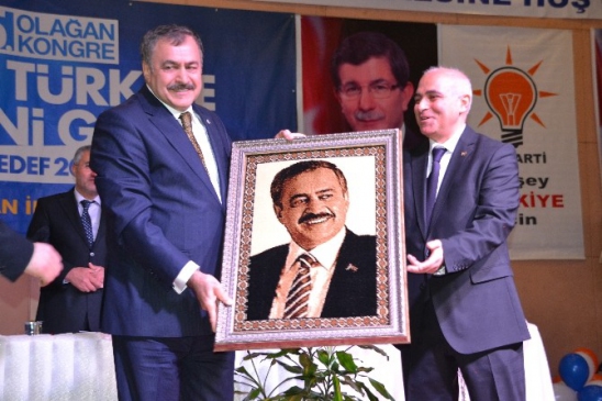 Eroğlu ''17 Aralık'ın Sebebi Milletin Önünü Kesmektir''