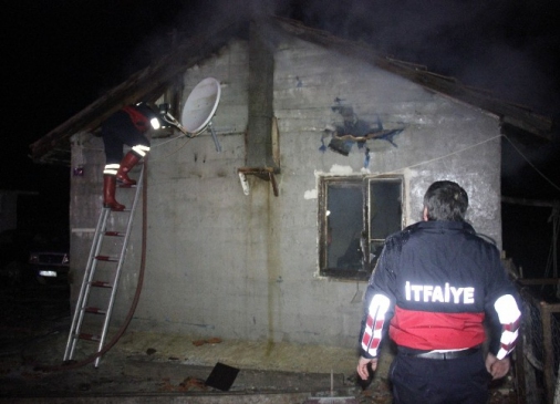 Sinop'ta Ev Yangını