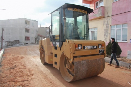 Kırklareli'nde Yol Ve Kaldırım Çalışmaları Aralıksız Sürüyor