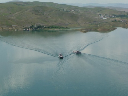 Pertek'te Feribot Seferleri Durduruldu