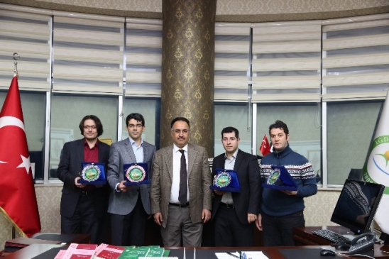 Öğretim Elemanları Rektör Yılmaz'ı Ziyaret Etti