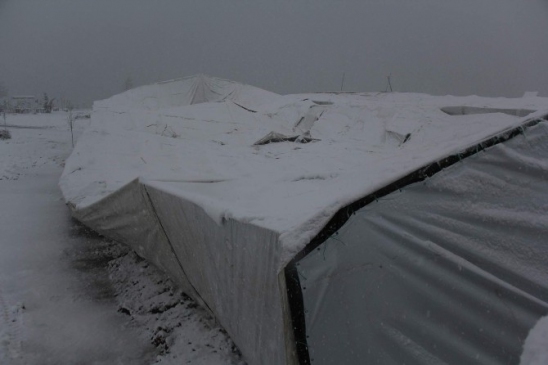 Rize'de Fuar Çadırı Çöktü