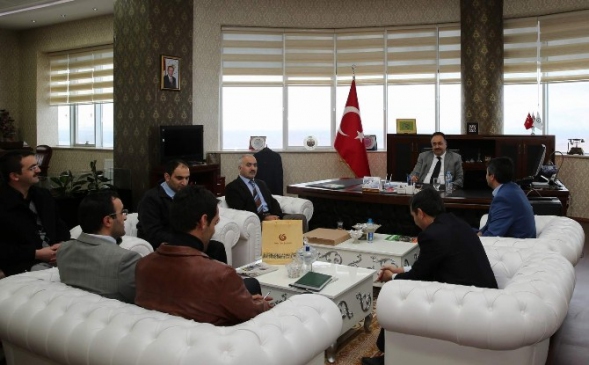 Eğitim-Bir-Sen'den Rektör Yılmaz'a Ziyaret