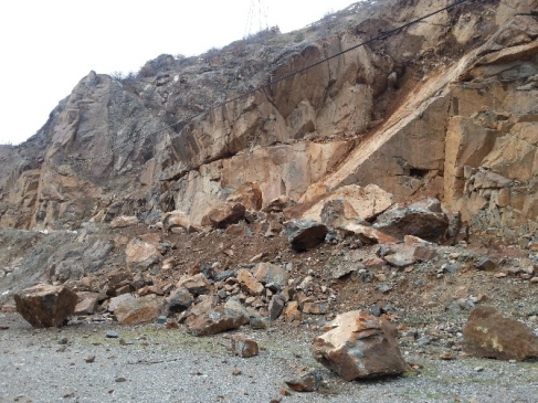 Torul Hes'te Heyelan