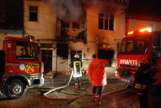 Tokat'ta Ahşap Ev 12 Saat Arayla İkinci Kez Yandı