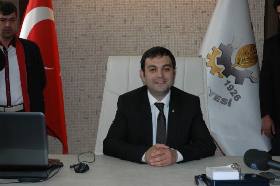 Bucak Belediyesine 191 Bin Tl'lik Hibeli Araç Yardımı